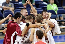 Basketbola mēnesī - basketbolisti pirmie